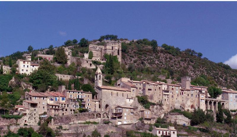 La Tour De Guet Aparthotel Montbrun-les-Bains Exteriör bild